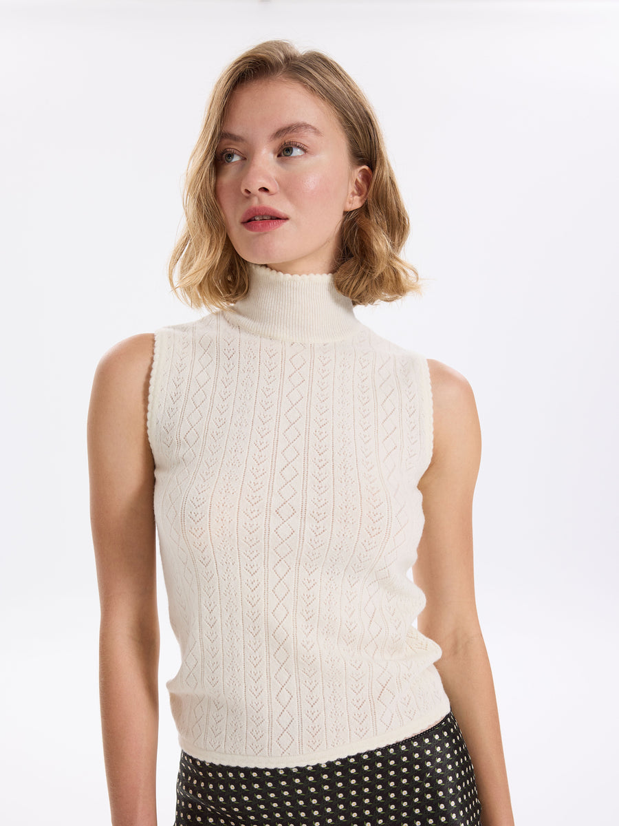 Hearts in a Row Knit Sleeveless Turtleneck