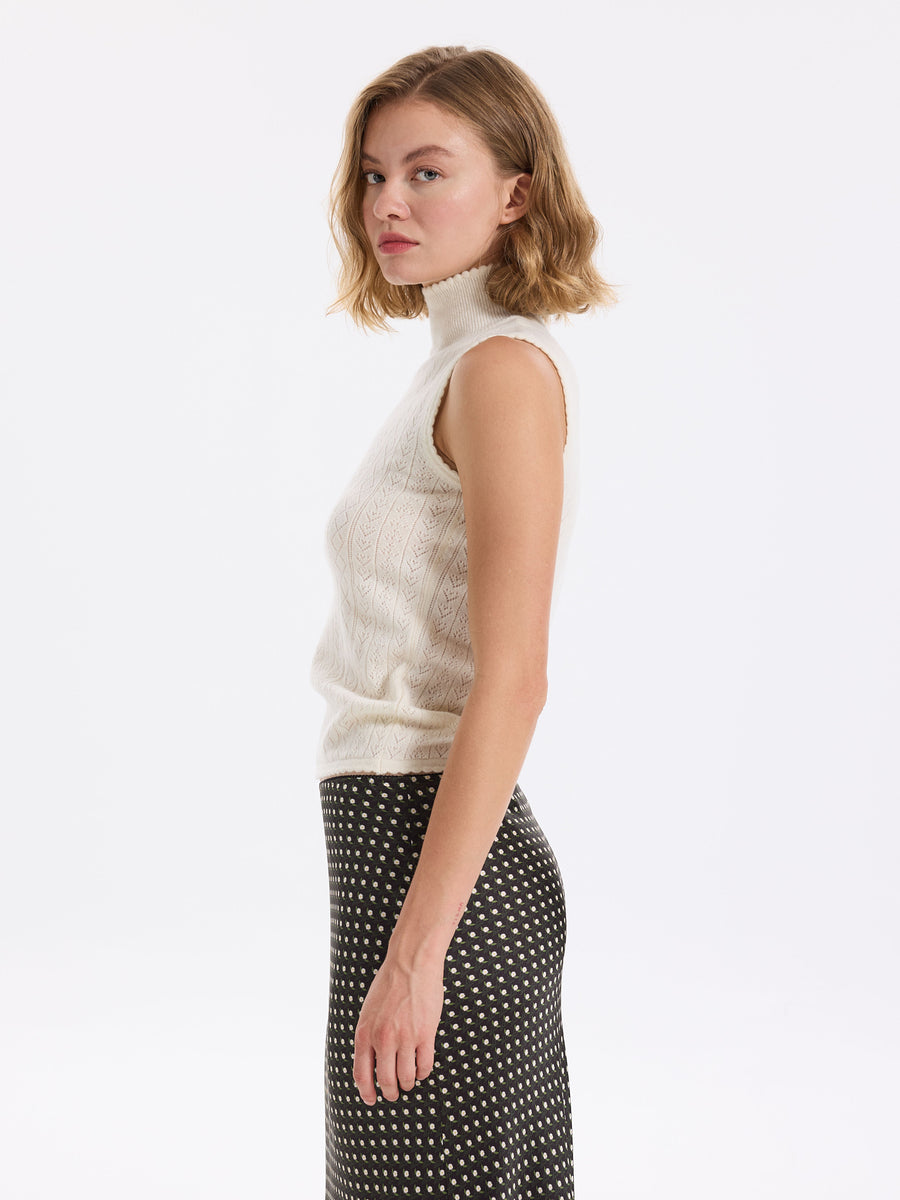 Hearts in a Row Knit Sleeveless Turtleneck