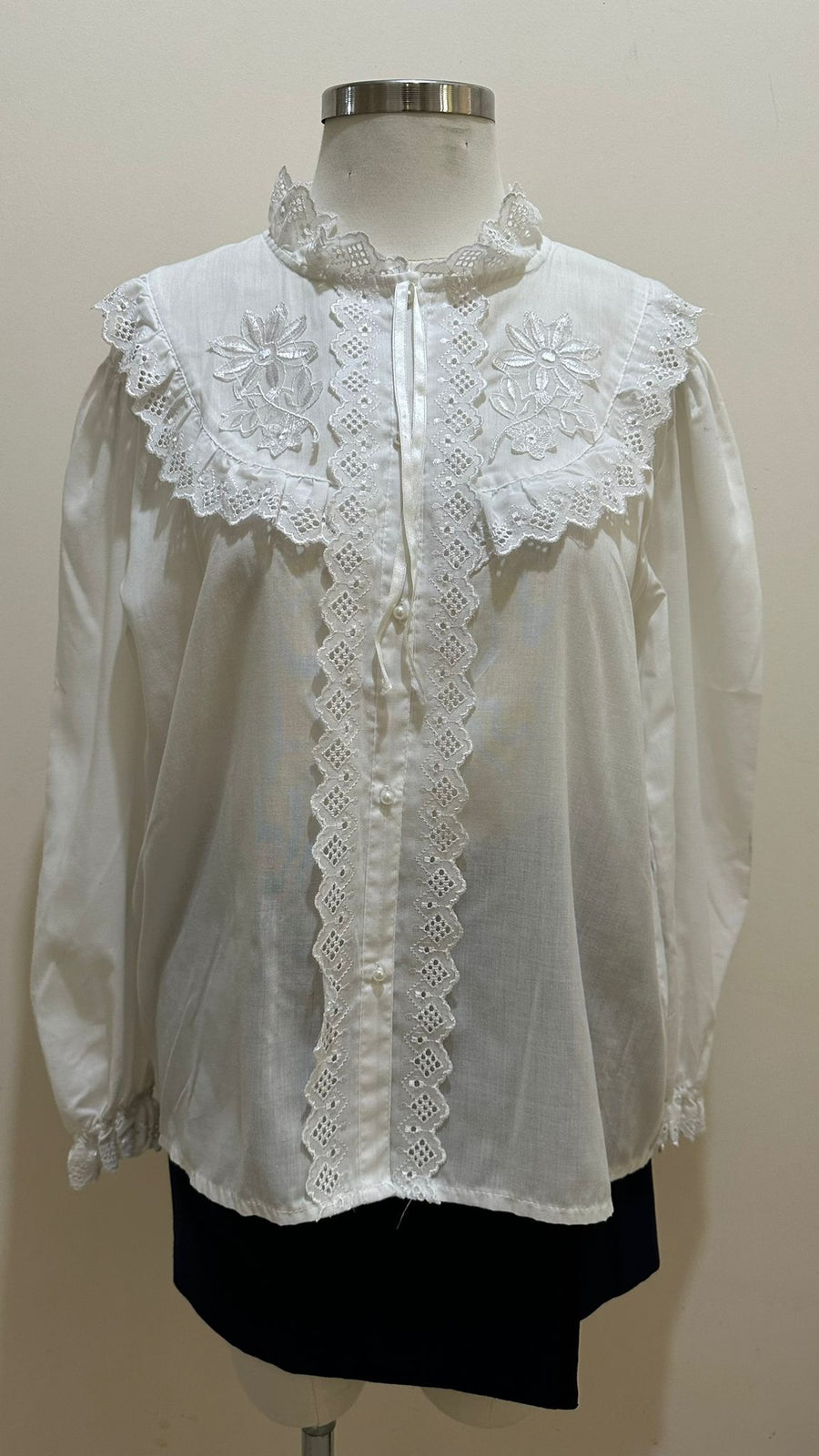 Vintage Lace Detailed Cotton Blouse