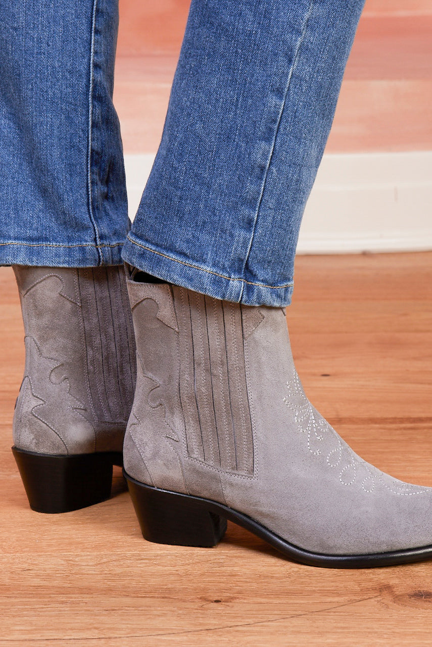 Padme Suede Boot