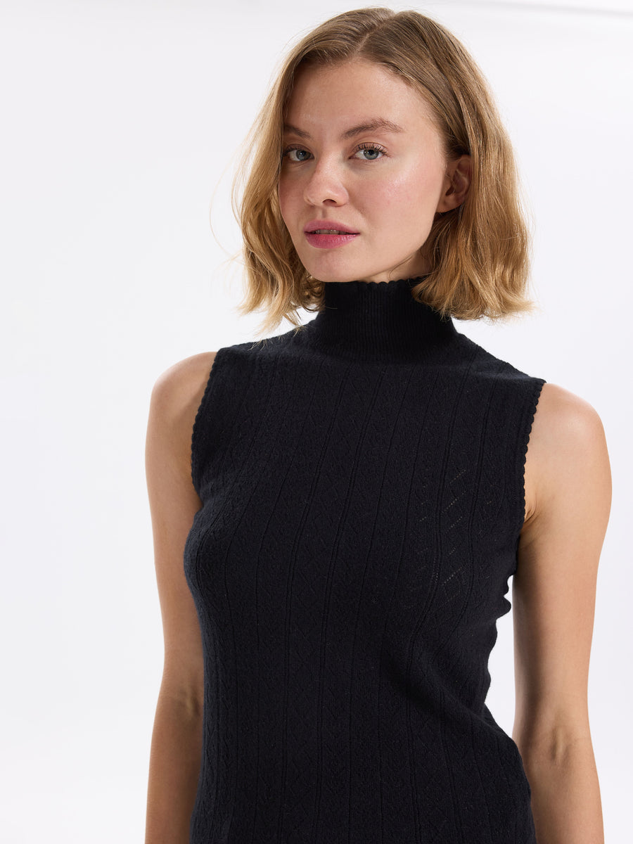 Hearts in a Row Knit Sleeveless Turtleneck